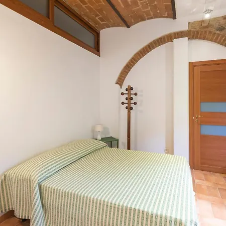 شقة Il Casale Di Germana - Helloelba *